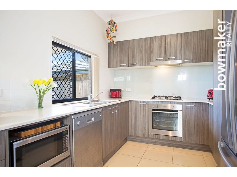 15 Manhattan Crescent, North Lakes QLD 4509