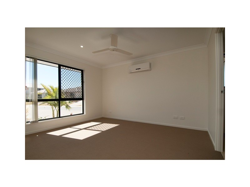 1 Melville Parade, North Lakes QLD 4509