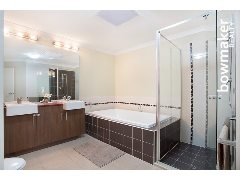 26 Wallaroo Circuit, North Lakes QLD 4509