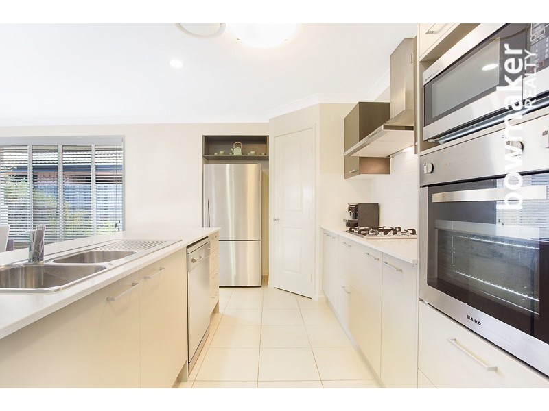 13 Sorrento Street, North Lakes QLD 4509