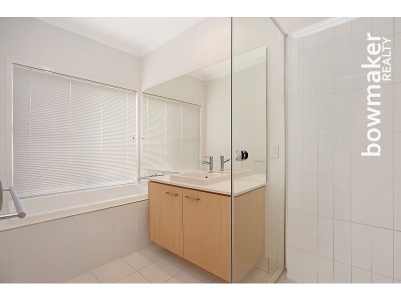 25 Friars Crescent, North Lakes QLD 4509