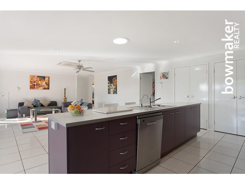 17 Webster Court, Petrie QLD 4502