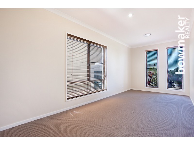 25 Lytham Circuit, North Lakes QLD 4509