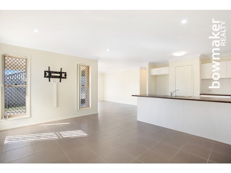 8 Capital Street, North Lakes QLD 4509