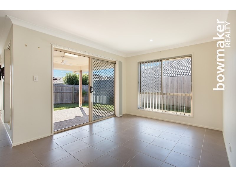 8 Capital Street, North Lakes QLD 4509