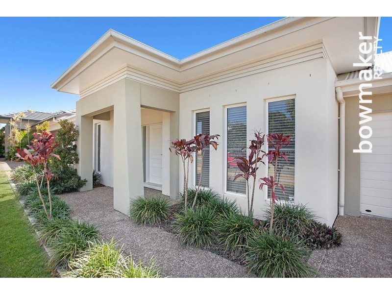 5 Satinay Parade, North Lakes QLD 4509