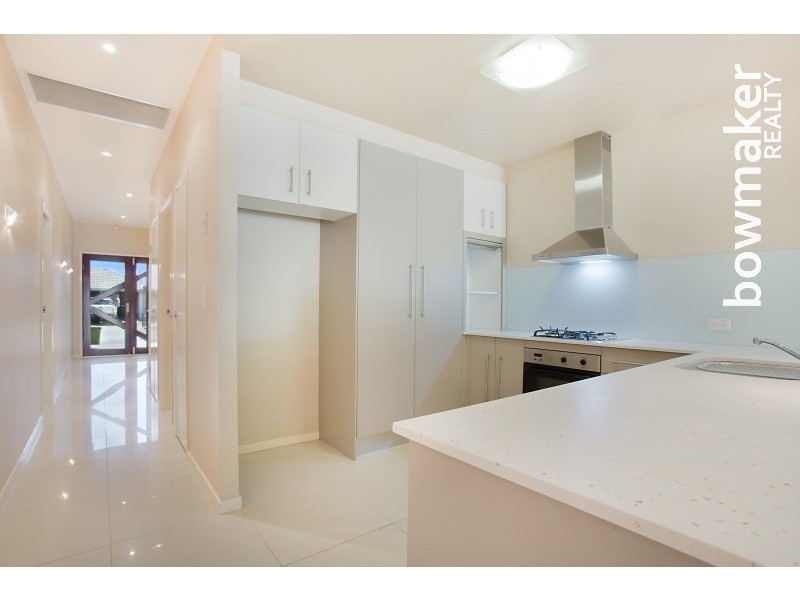 16 Elkington Circuit, North Lakes QLD 4509