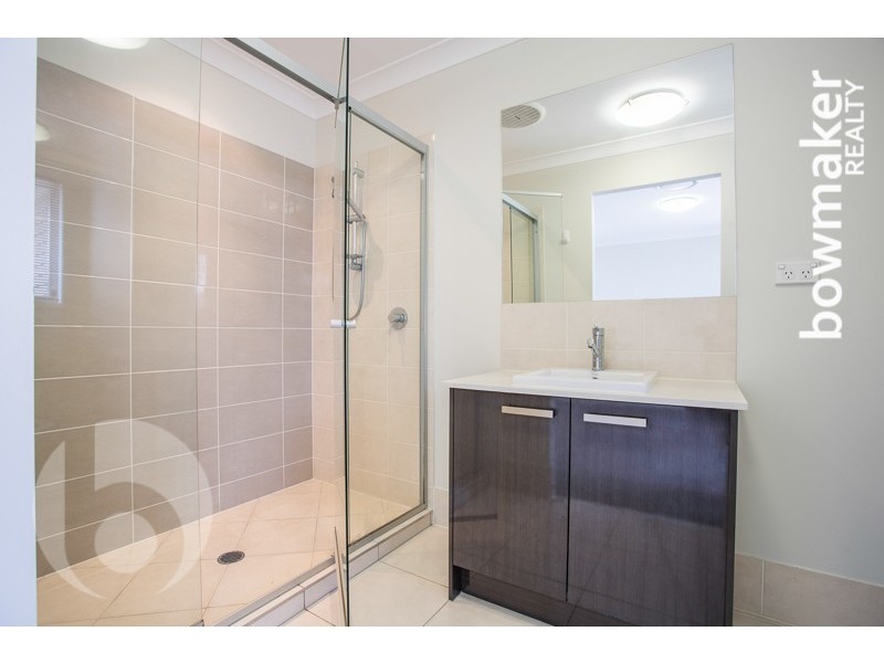 16 Melville Parade, North Lakes QLD 4509