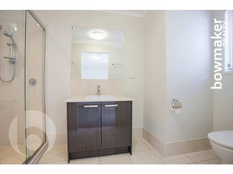 16 Melville Parade, North Lakes QLD 4509