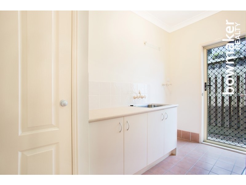 4 Allenby Close, North Lakes QLD 4509