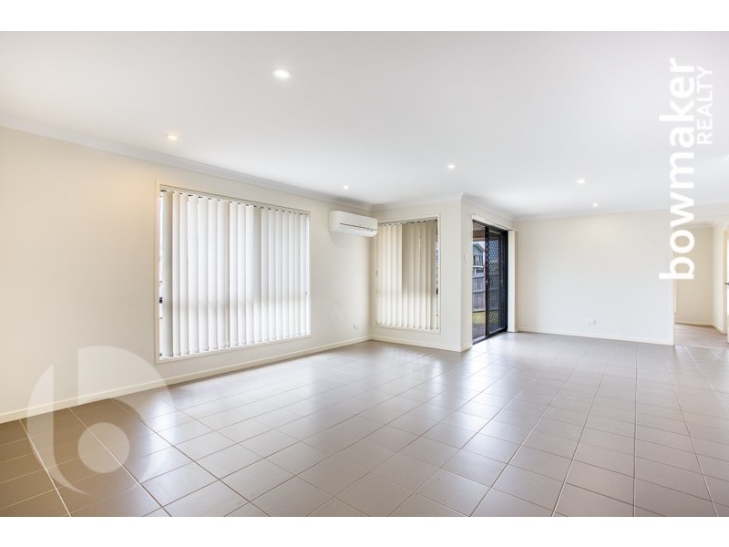 152 Nicklaus Parade, North Lakes QLD 4509