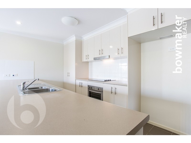 152 Nicklaus Parade, North Lakes QLD 4509