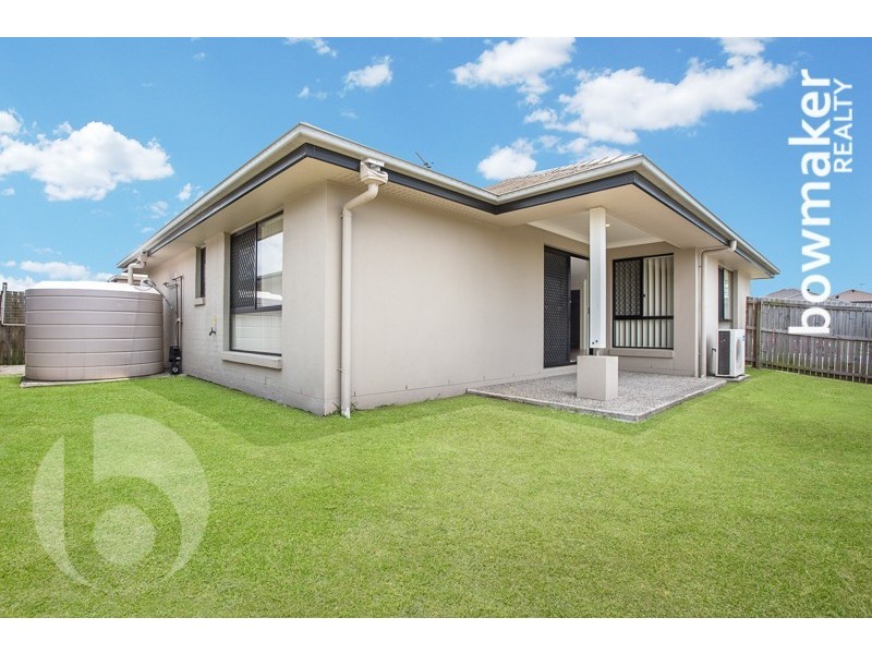 152 Nicklaus Parade, North Lakes QLD 4509