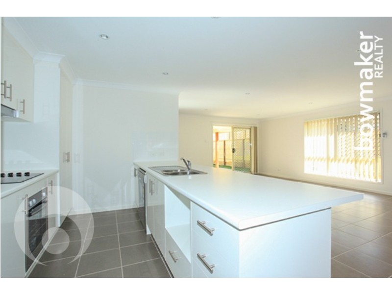 12 Bowerbird Crescent -, Dakabin QLD 4503