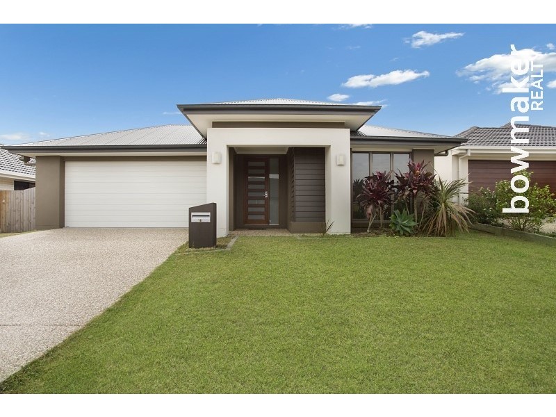 18 Nullarbor Circuit, North Lakes QLD 4509