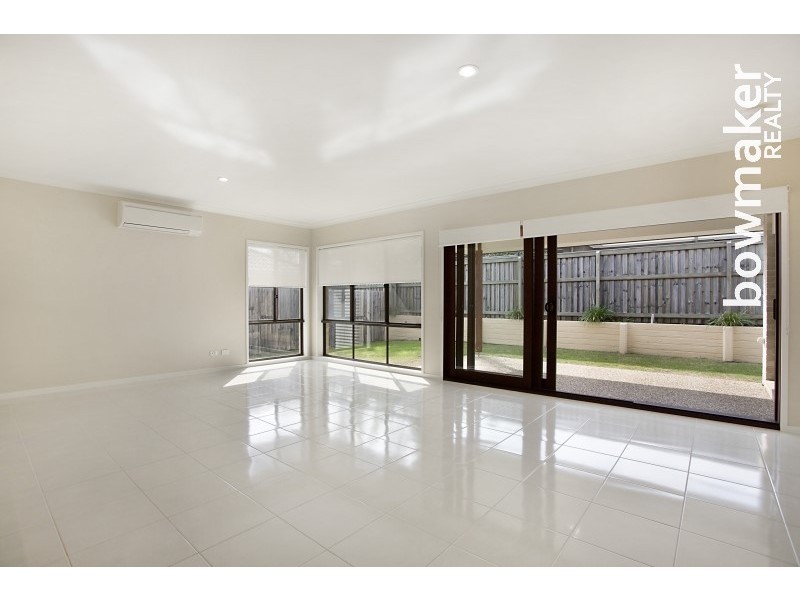 18 Nullarbor Circuit, North Lakes QLD 4509