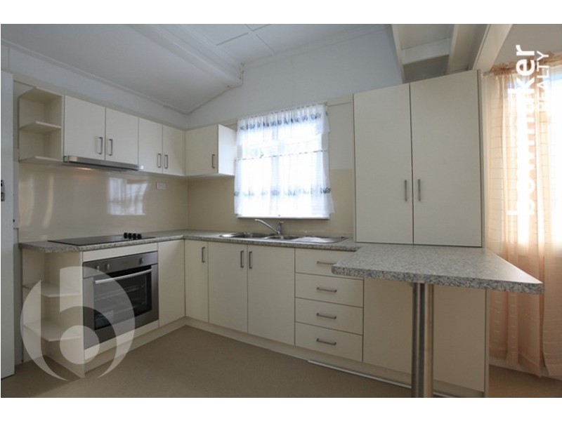 1 Esplanade, Deception Bay QLD 4508