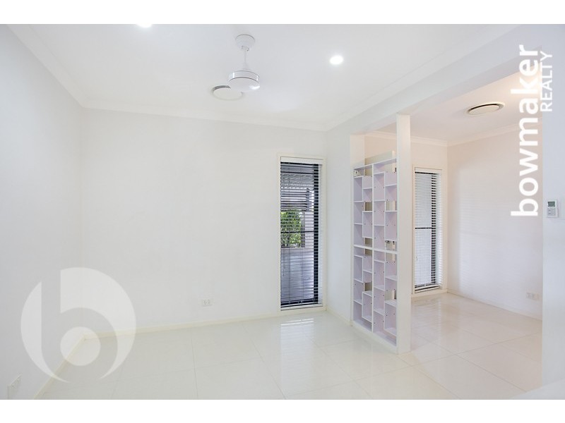 10 Freeman Street, North Lakes QLD 4509