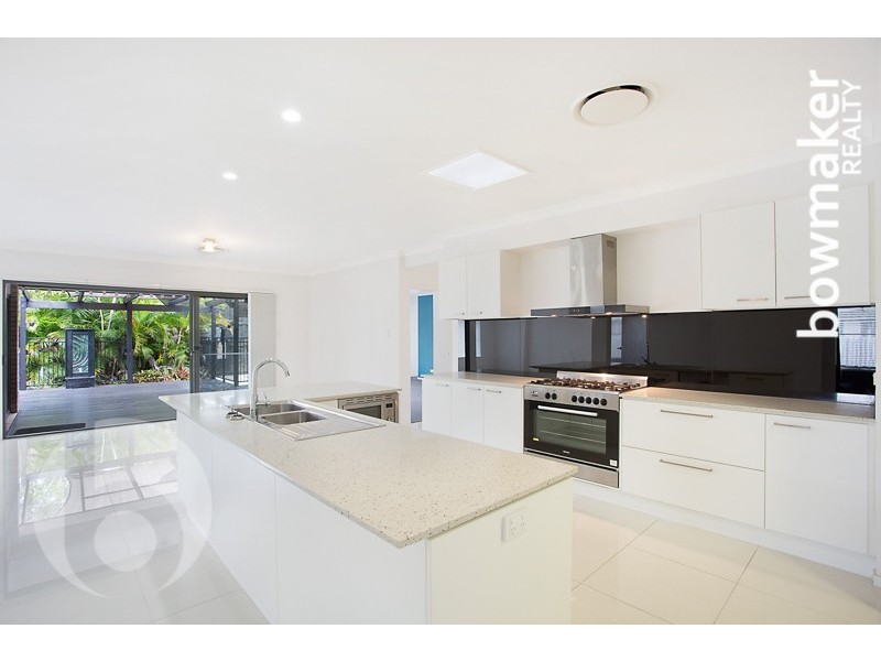 10 Freeman Street, North Lakes QLD 4509