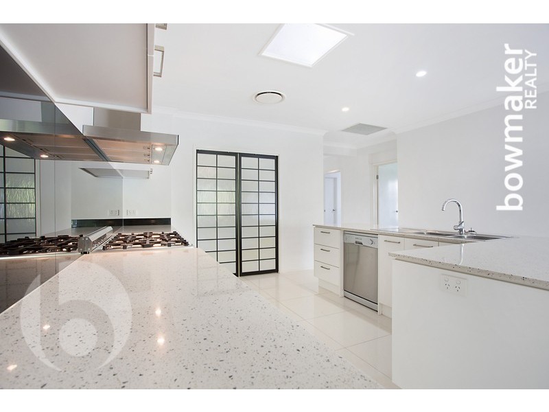 10 Freeman Street, North Lakes QLD 4509
