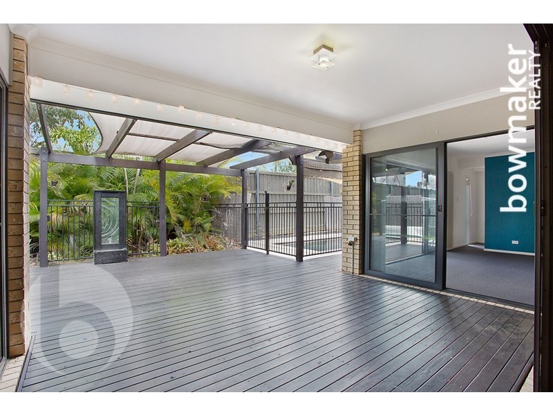10 Freeman Street, North Lakes QLD 4509