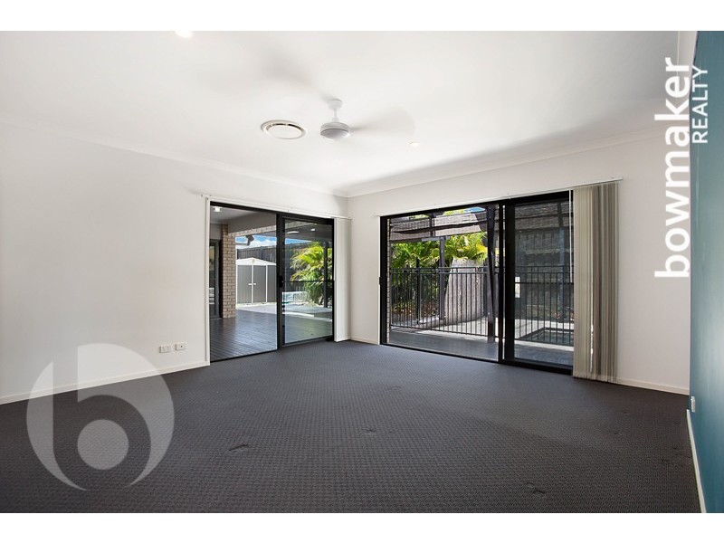 10 Freeman Street, North Lakes QLD 4509