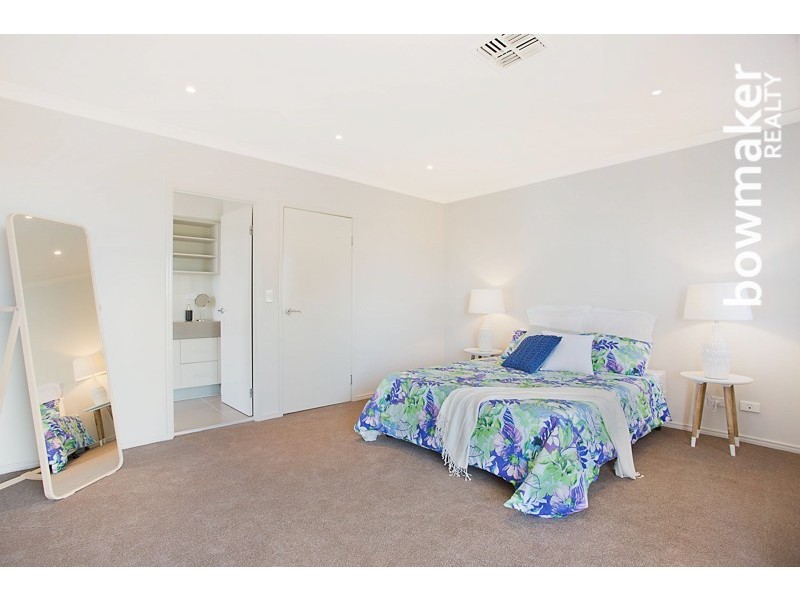 15 Forrestal Circuit, North Lakes QLD 4509