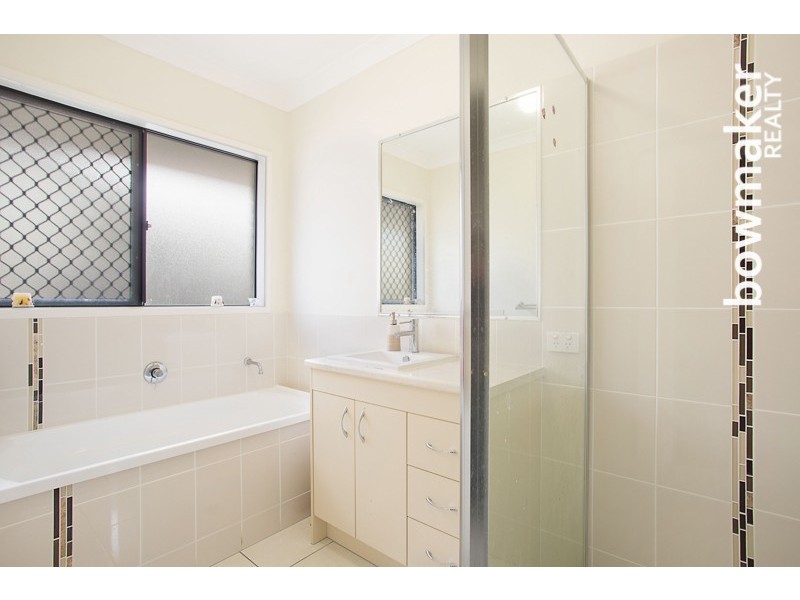 6 Williams Crescent, North Lakes QLD 4509