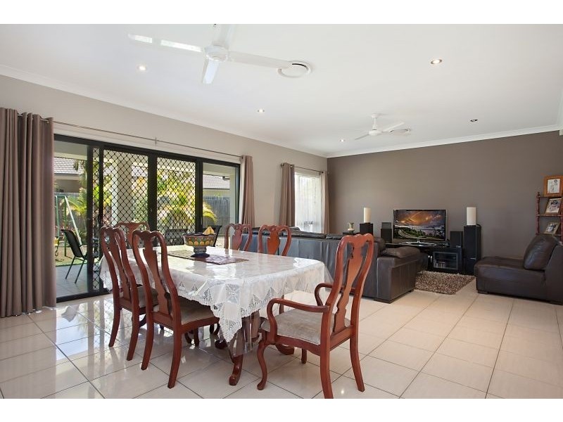 100 Possum Parade, North Lakes QLD 4509