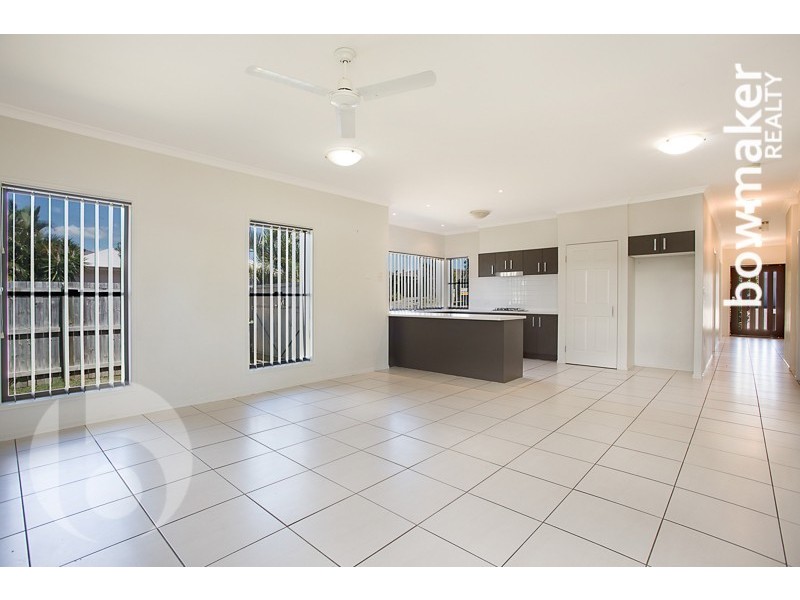 49 Nicklaus Parade, North Lakes QLD 4509