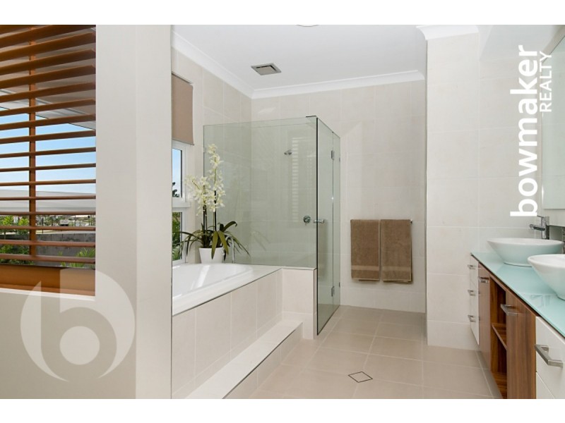 8 Moloney Place, North Lakes QLD 4509