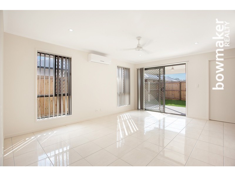 2/25 Fern Parade, Griffin QLD 4503