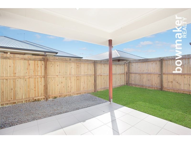 2/25 Fern Parade, Griffin QLD 4503