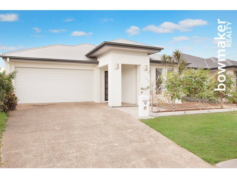 12 Chase Crescent, North Lakes QLD 4509