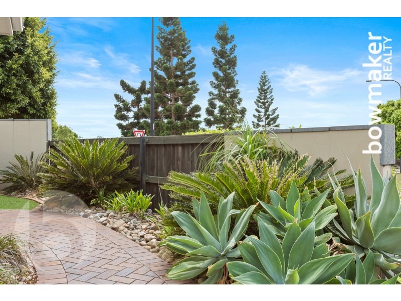 2 Nicklaus Parade, North Lakes QLD 4509