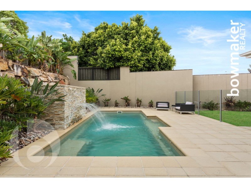 2 Nicklaus Parade, North Lakes QLD 4509