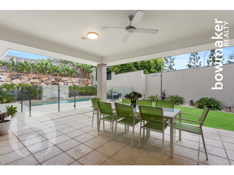2 Nicklaus Parade, North Lakes QLD 4509