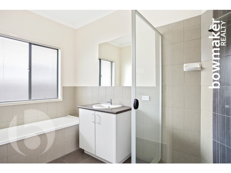 16 Freeman Street, North Lakes QLD 4509