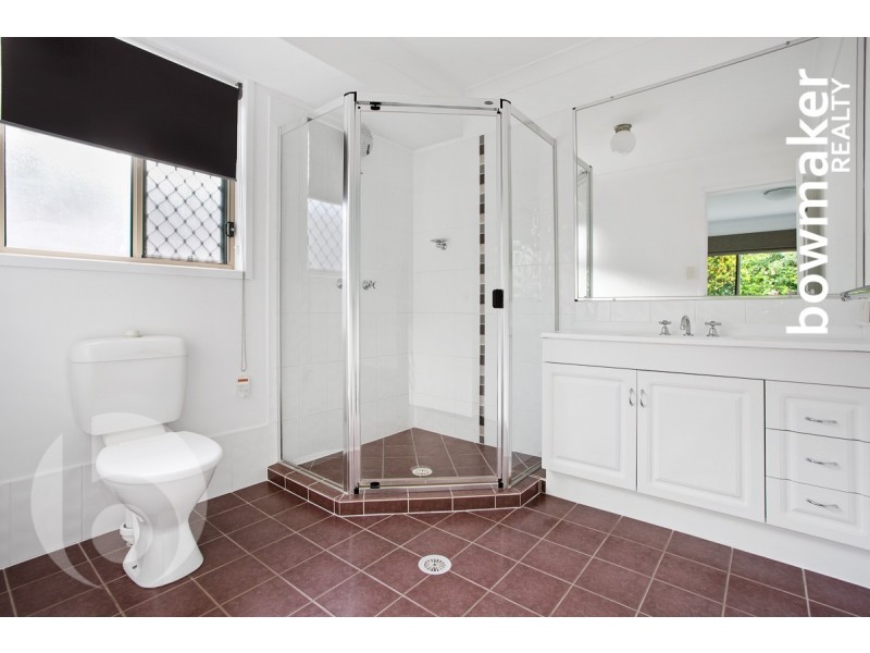 8 Seabiscuit Crescent, Kallangur QLD 4503