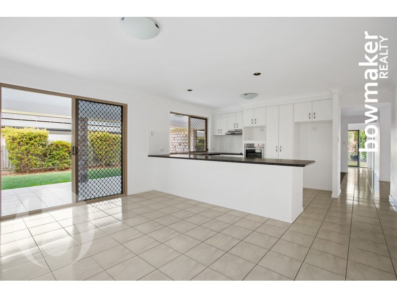 8 Seabiscuit Crescent, Kallangur QLD 4503