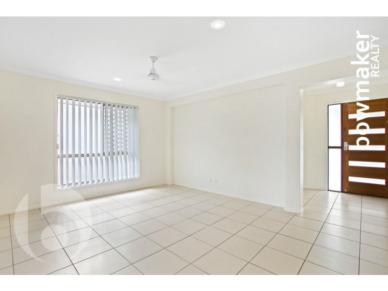 20 Riviera Crescent, North Lakes QLD 4509