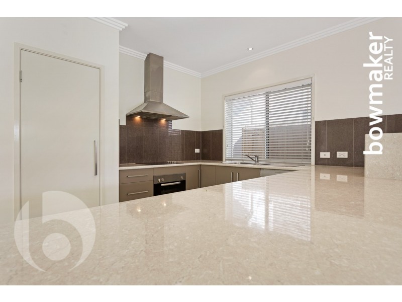 16 Astley Parade, North Lakes QLD 4509