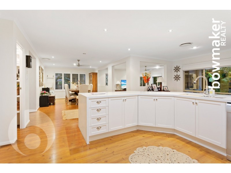 42 Alexandra Avenue, North Lakes QLD 4509