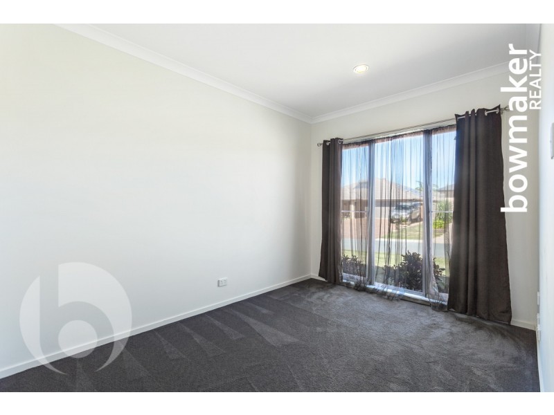 2 Yarrow Circuit, Griffin QLD 4503