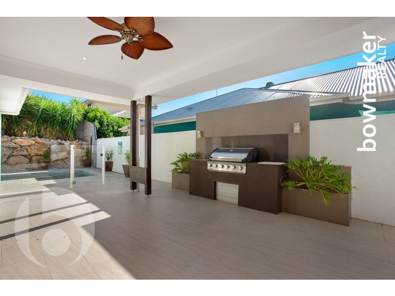 14 Cowen Terrace, North Lakes QLD 4509