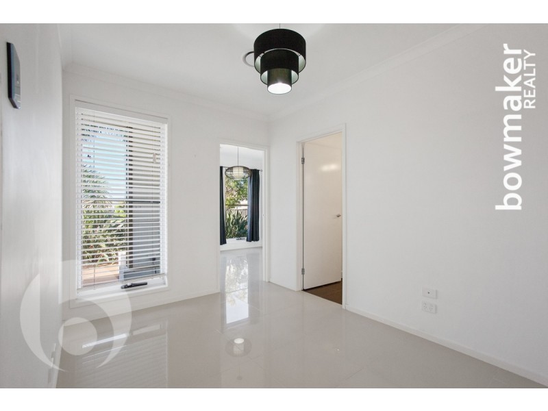 14 Cowen Terrace, North Lakes QLD 4509