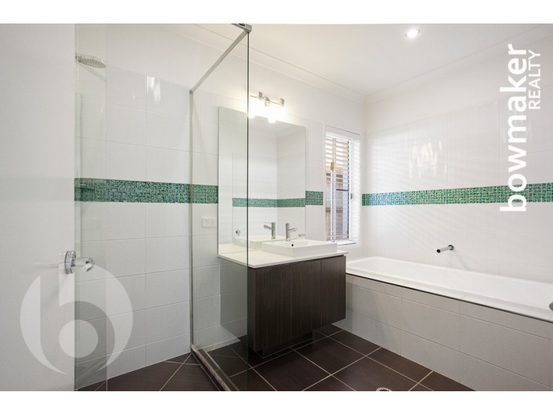 14 Cowen Terrace, North Lakes QLD 4509