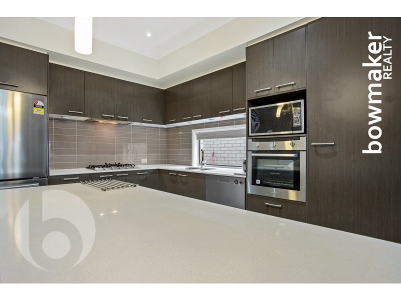 5 Ravensbourne Crescent, North Lakes QLD 4509
