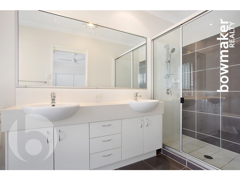 27 Merion Crescent, North Lakes QLD 4509