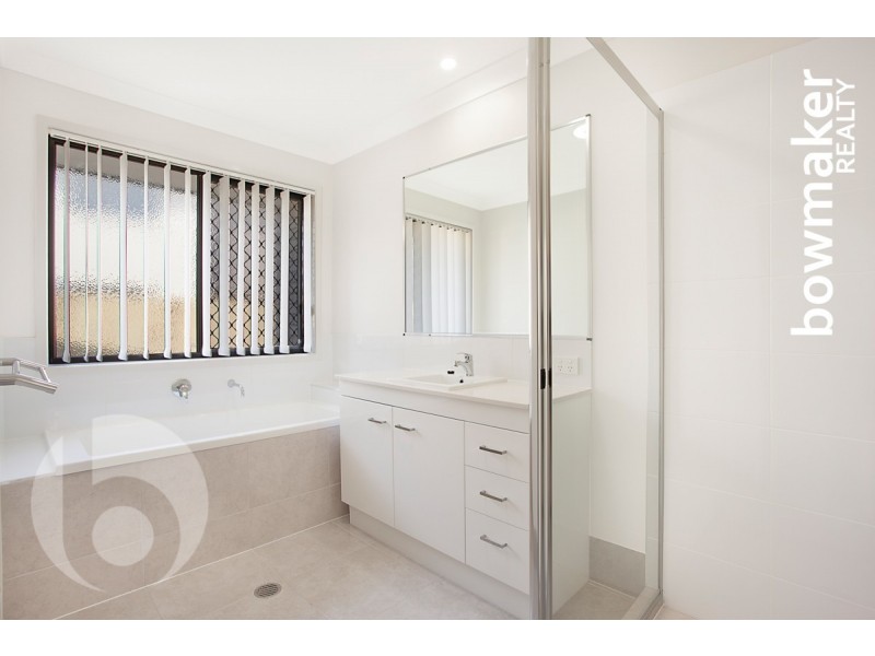 20 Hinton Crescent, Mango Hill QLD 4509
